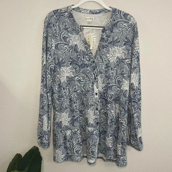 Wonderly Tops - NWT Wonderly Julianna Tunic